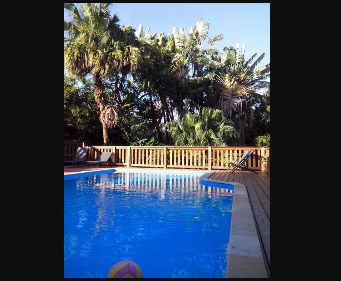 Bed and Breakfast Le Four A Pain Saint-Philippe Exterior foto